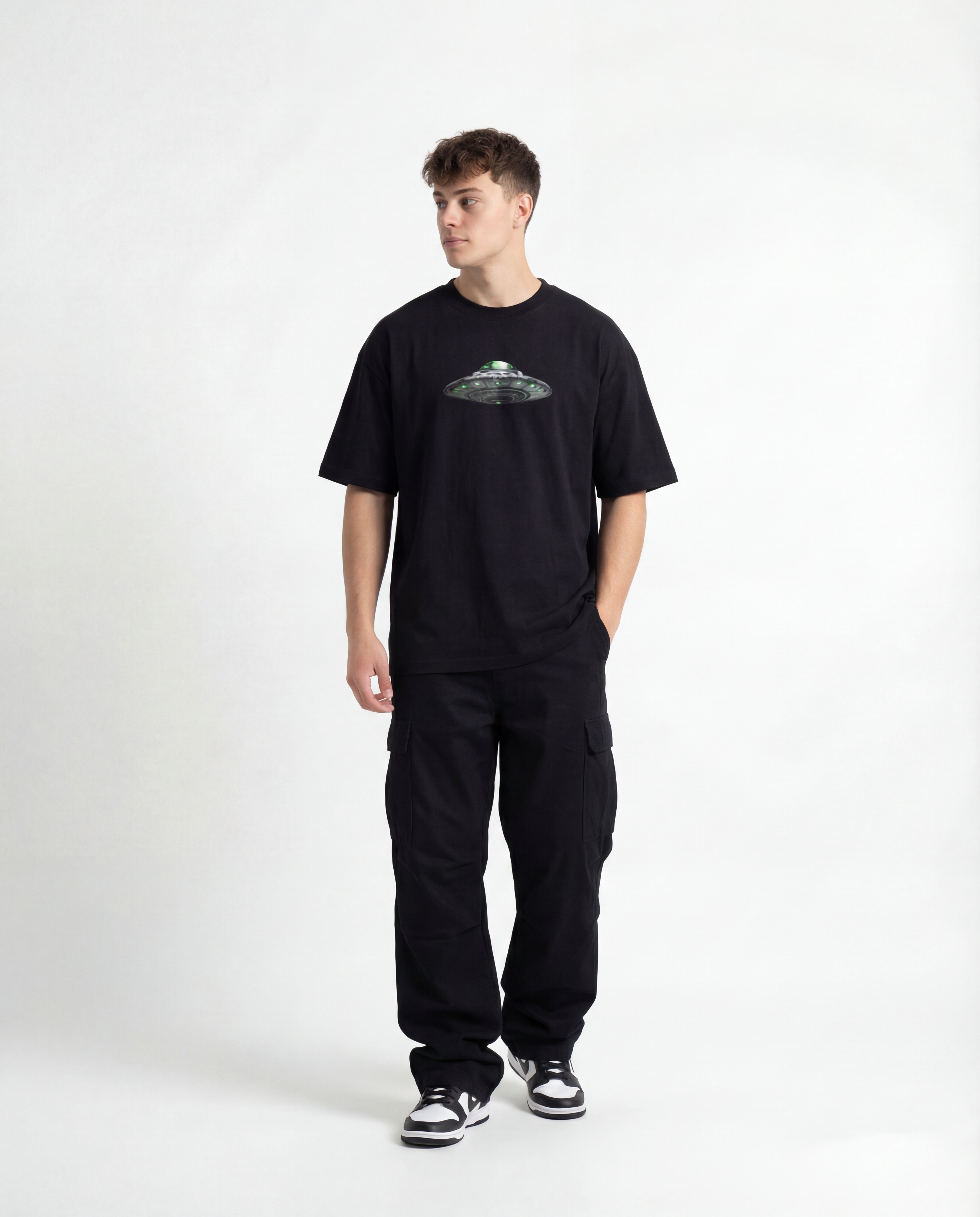 Camiseta The UFO Alien Oversized Preto
